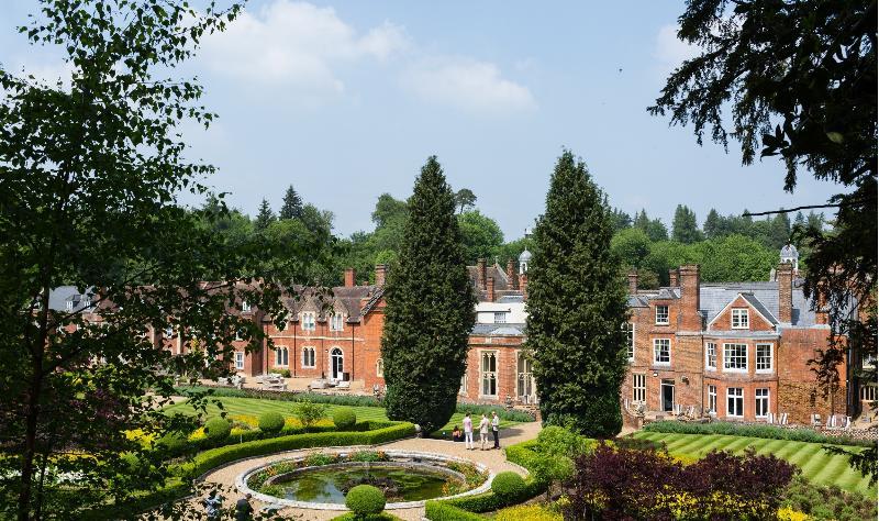 מלון דורקינג Wotton House מראה חיצוני תמונה